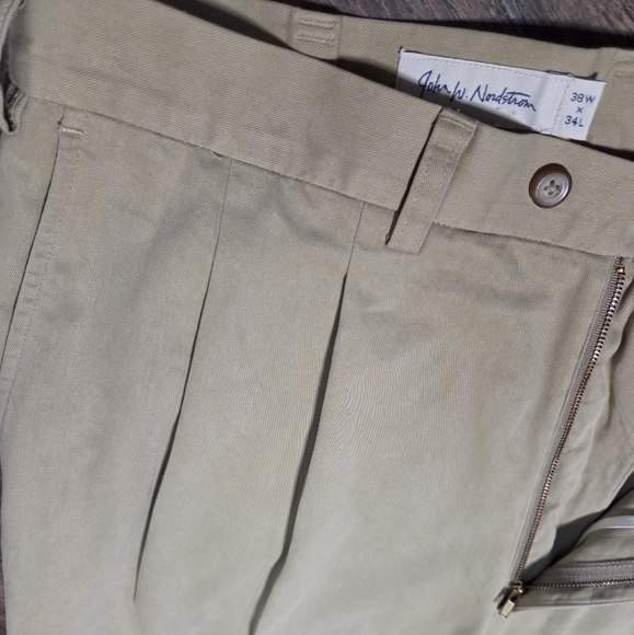 Pleated And Cuffed Chinos - Picture 2 of 8